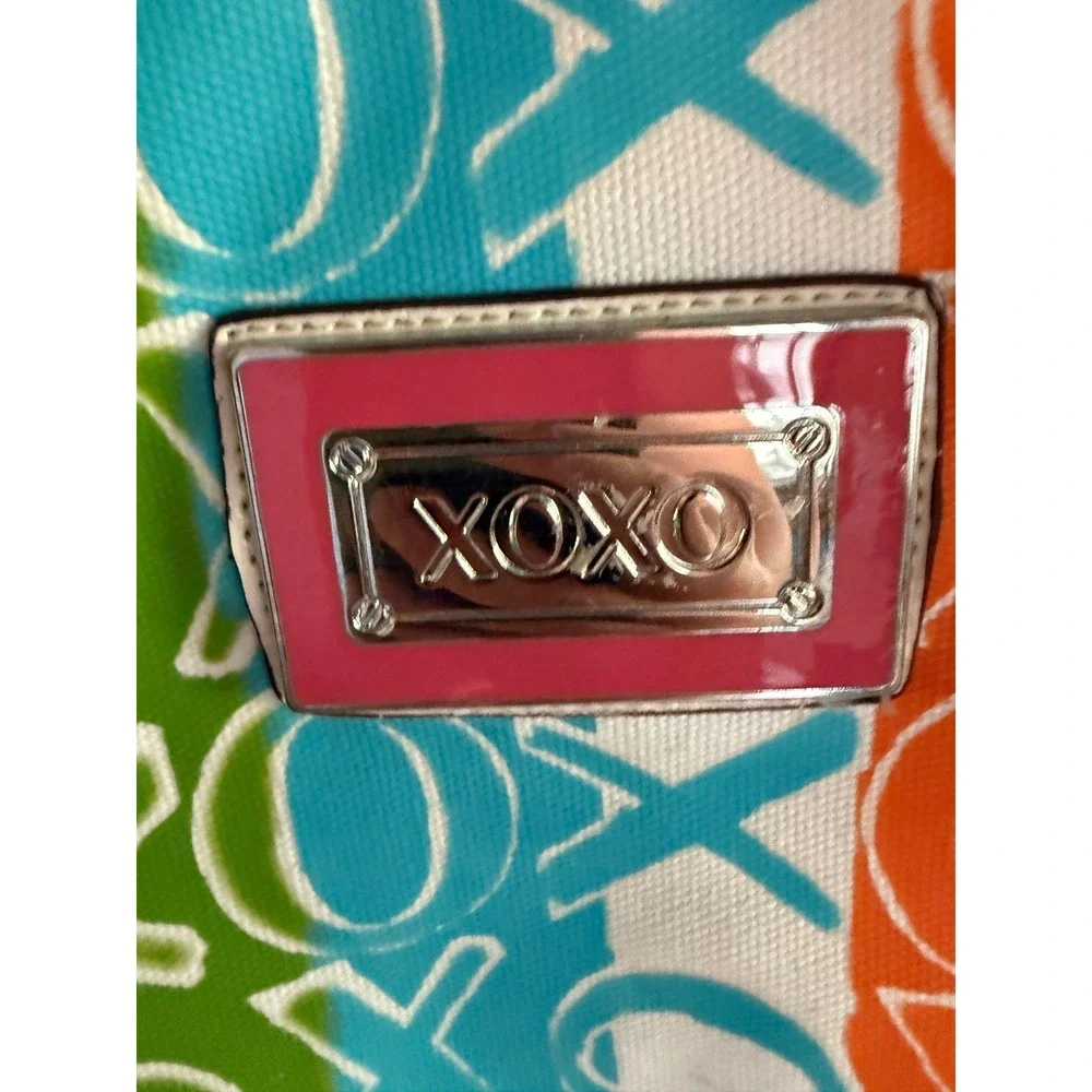 XOXO y2k rainbow